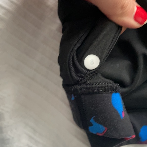 Lululemon - Energy Bra - Size 8 - Picture 3 of 3